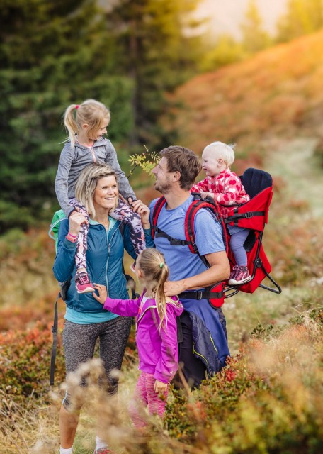 Familienwanderung am Rittisberg